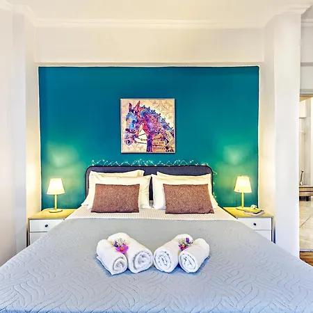 Ionian Citizen * Corfu (city)