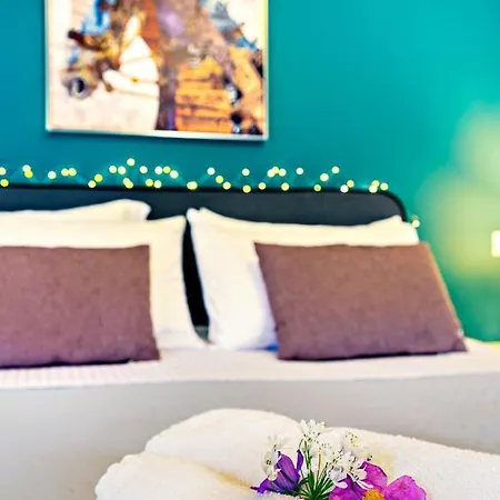 Ionian Citizen * Corfu (city)